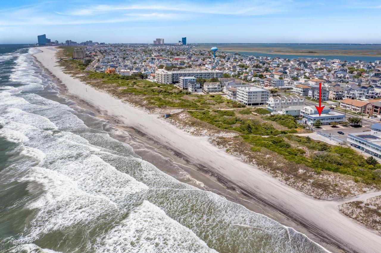 As Close As It Gets: Less Than 1 Min Walk! Brigantine Luaran gambar